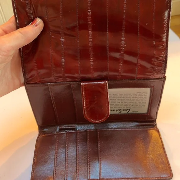 Vintage Lee Sands bi-fold Eel Skin Wallet - Picture 9 of 10